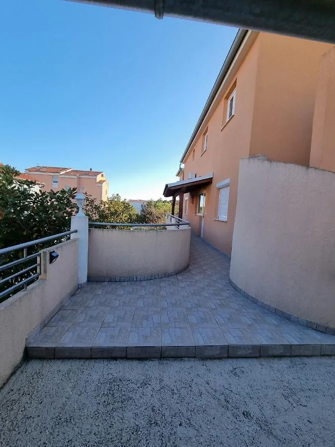 Apartments Vanja Skara Biograd Biograd Na Moru Croácia